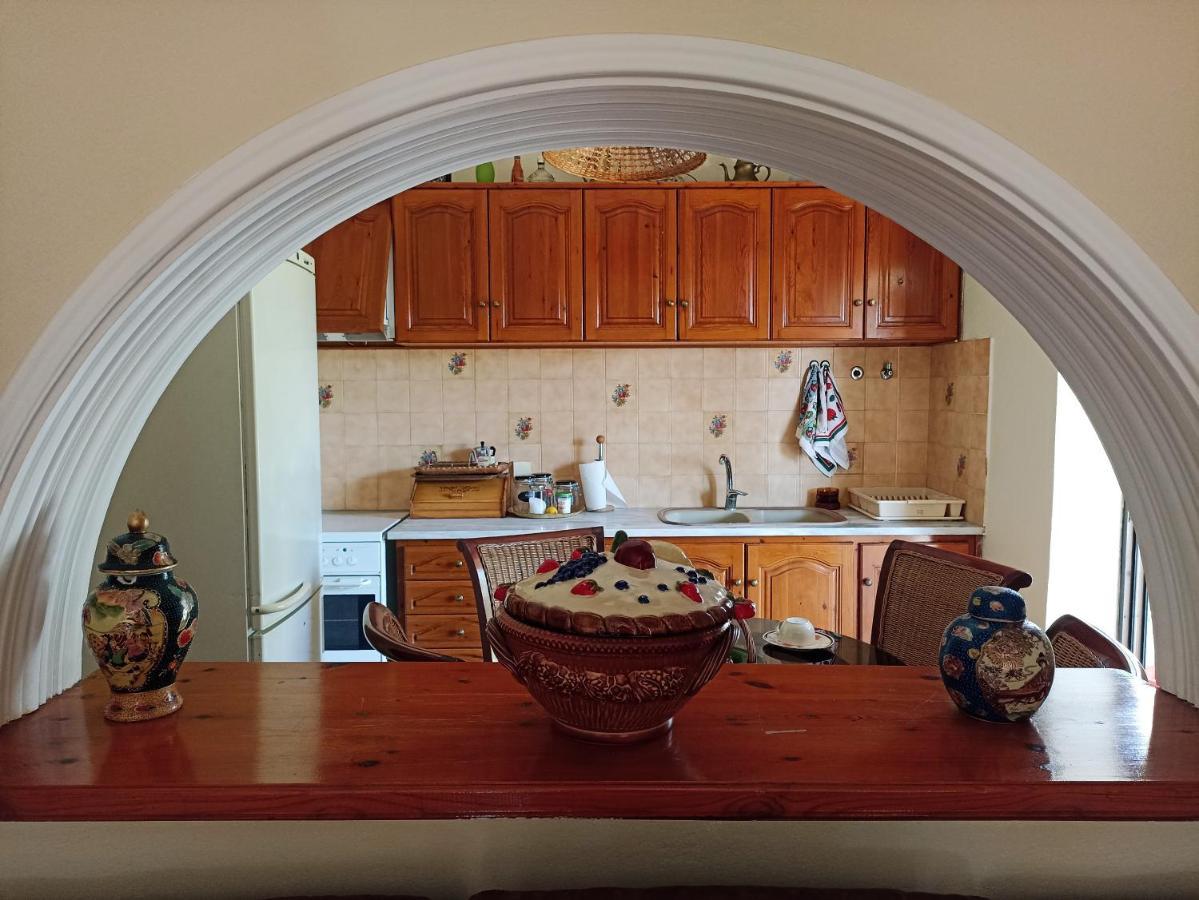 Iren Holiday Apartment Ipsos Ngoại thất bức ảnh