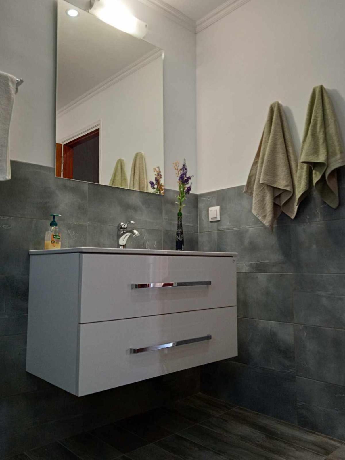 Iren Holiday Apartment Ipsos Ngoại thất bức ảnh